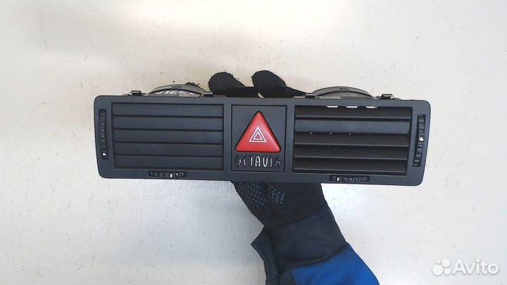 Дефлектор обдува салона Skoda Octavia Tour, 2003