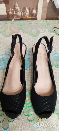 Босоножки на каблуке черные 41 размер