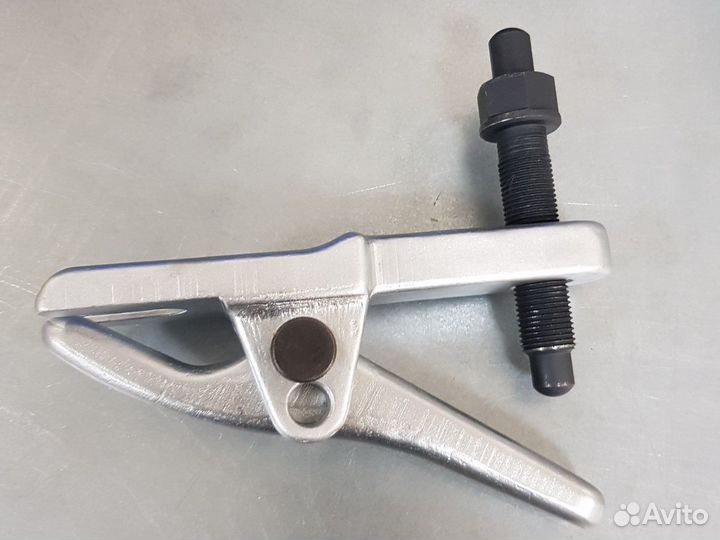 Съемник шаровых опор