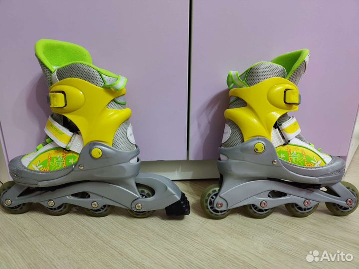 Роликовые коньки