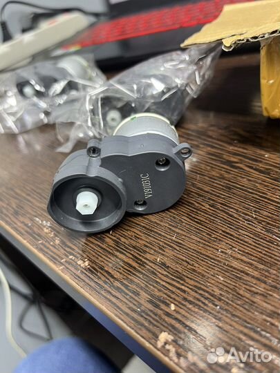 Мотор боковой щетки робот-пылесоса Xiaomi Roborock