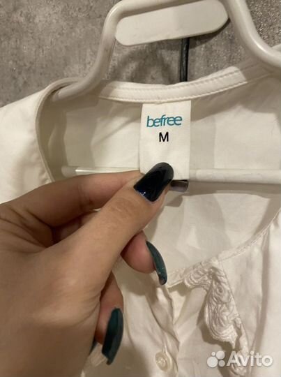 Белая блуза