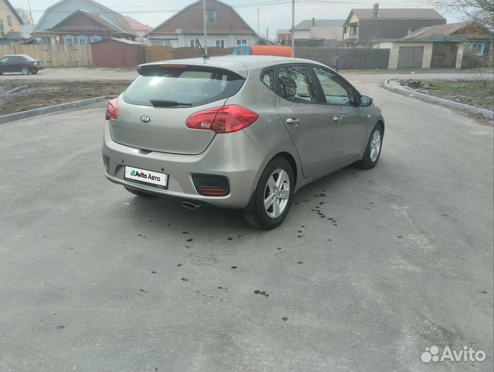 Kia Ceed 1.6 AT, 2015, 108 000 км