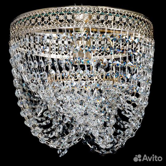Хрустальная люстра 