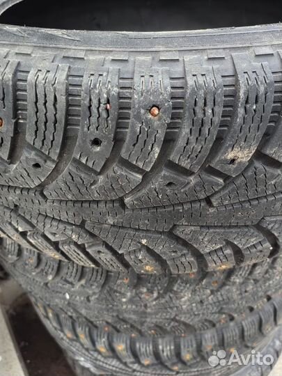 Nokian Tyres Hakkapeliitta 9 235/60 R18