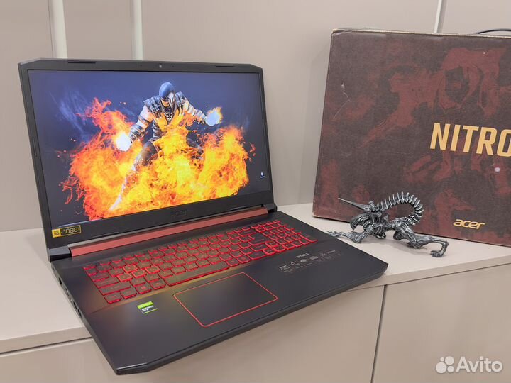 Nitro 17.3/i5 9/GTX1050/16gb/ssd,1.5tb/ips