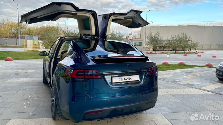 Tesla Model X AT, 2016, 28 000 км
