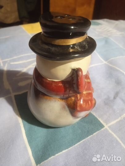 Солонка (перечница ) Фарфоровый снеговик