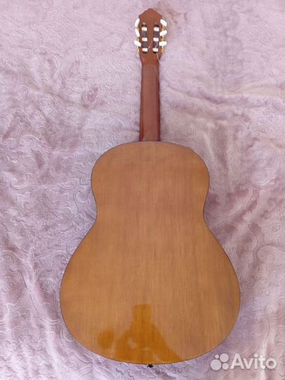 Классическая гитара yamaha c70