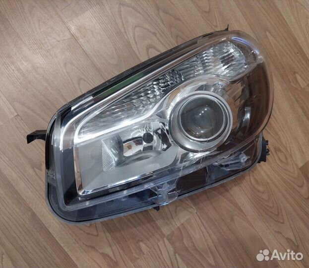 Фара левая Nissan Qashqai J10
