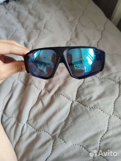 Солнцезащитные очки туриста