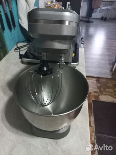 Миксер планетарный kitfort KT-1338