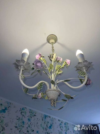 Люстра в стиле прованс