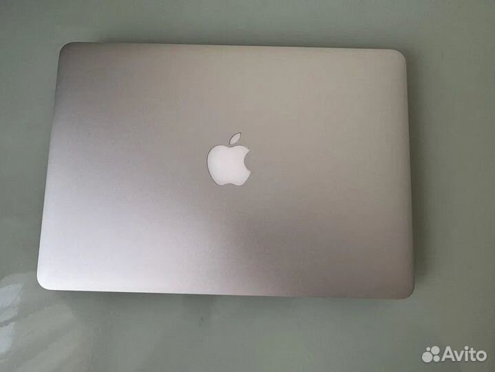 MacBook Pro 13’’ 2013 (i5\256Gb SSD + накладка)