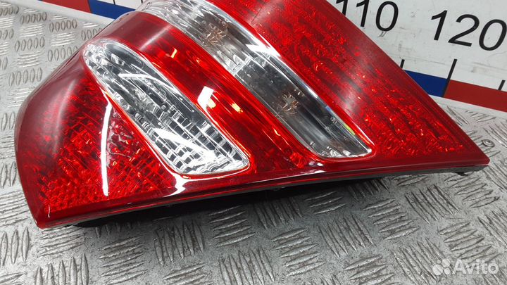 Фонарь задний правый Mercedes-Benz E-Class