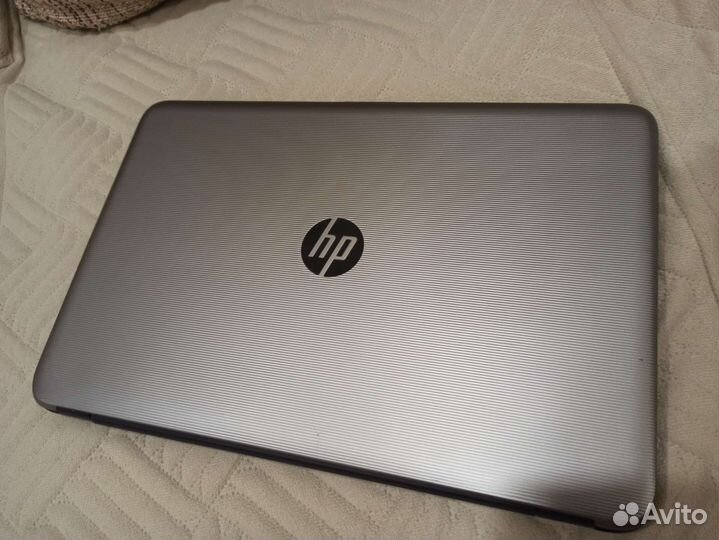 Ноутбук HP 15-ba040ur