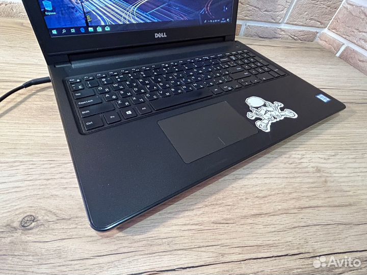 Dell inspiron 15-3567(core I3-6006U+SSD 128GB+8GB)