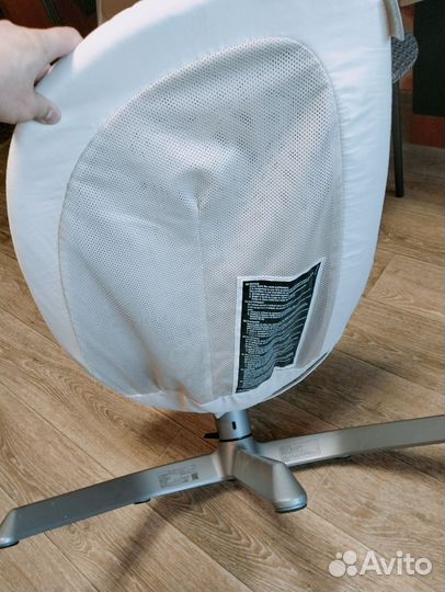 Шезлонг детский Nuna Leaf