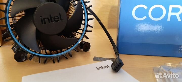 Кулер для процессора Intel Laminar RM1 новый