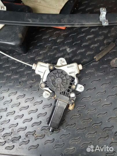 Привод электростеклоподъёмника