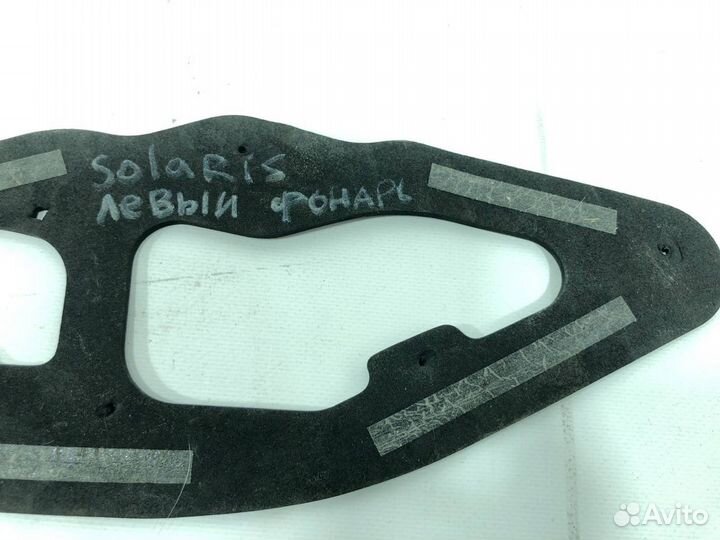 Уплотнитель фонаря Hyundai Solaris 2013