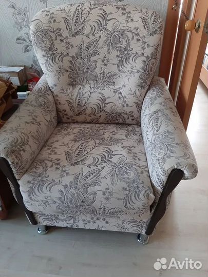 Мягкая мебель диваны и кресла