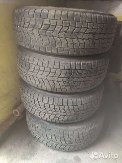 Dunlop Grandtrek SJ6 215/70 R16