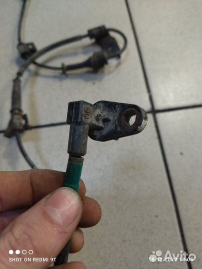 Датчик abs передний правый Kia Picanto