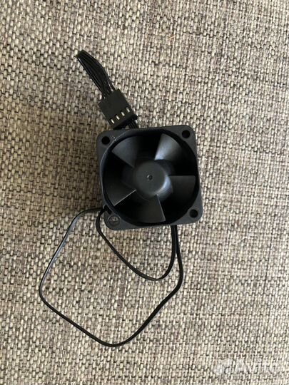 Вентилятор Arctic s4028-6k