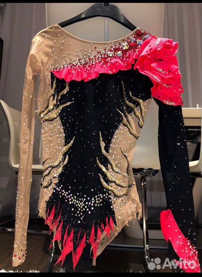 Купальник для художественной гимнастики