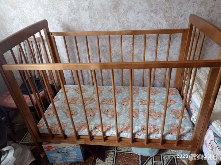 Детская кроватка