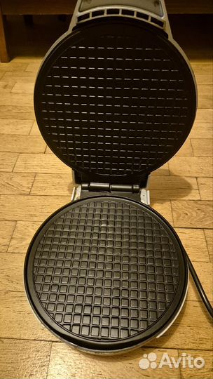 Электрическая вафельница bomann