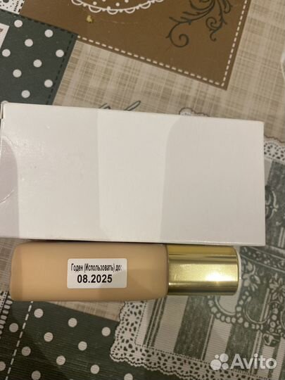 Тональный крем sisley