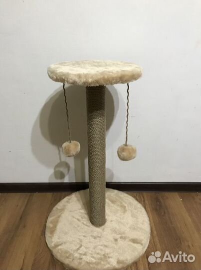 Когтеточка для котика с круглой лежанкой