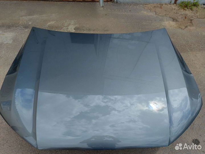 Капот на audi Q7