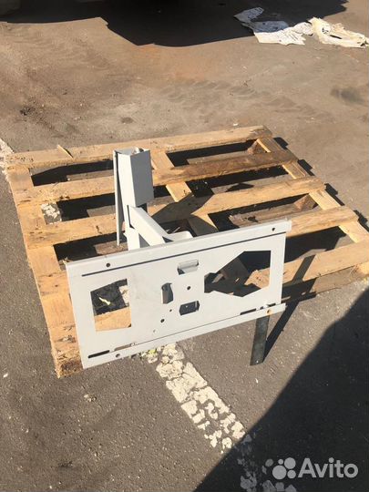 Кранштейн для телевизора