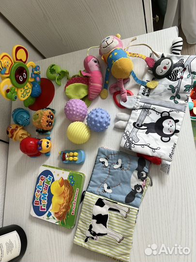Игрушки пакетом для малышей
