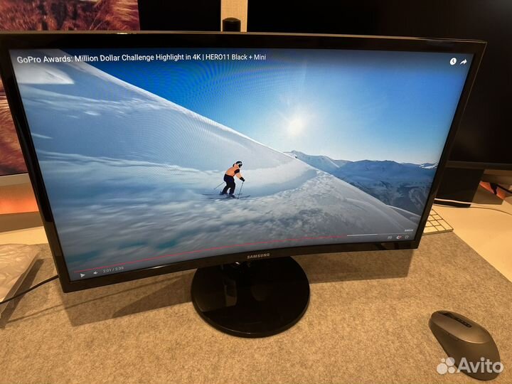 Монитор Samsung CF39 C24F390FHI черный