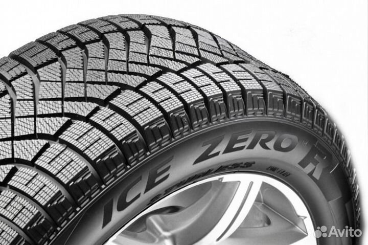 Pirelli Ice Zero FR 215/55 R17 H