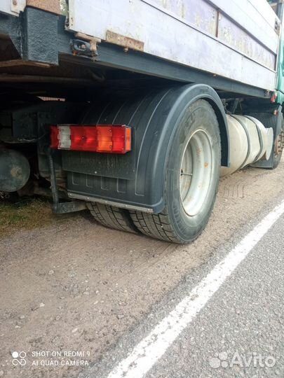 Volvo FM7 с полуприцепом, 2000