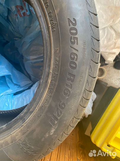 Kumho Ecsta HS51 205/60 R16