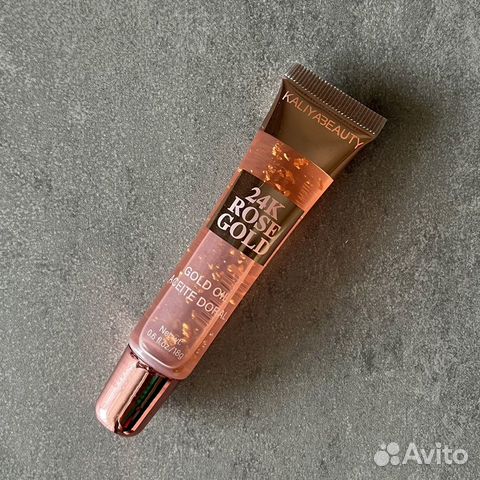 Блеск для губ с золотом