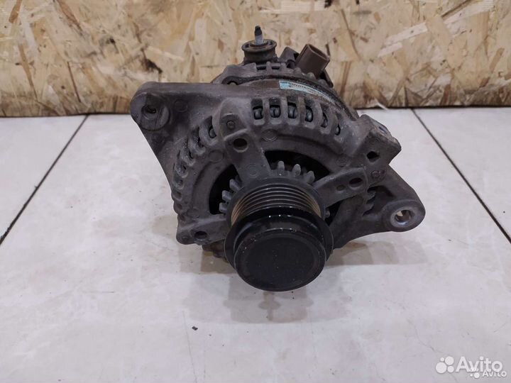 Генератор Toyota Corolla e150