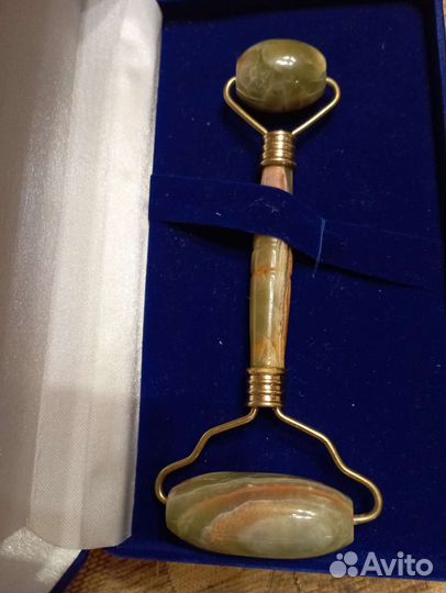 Роликовый массажер