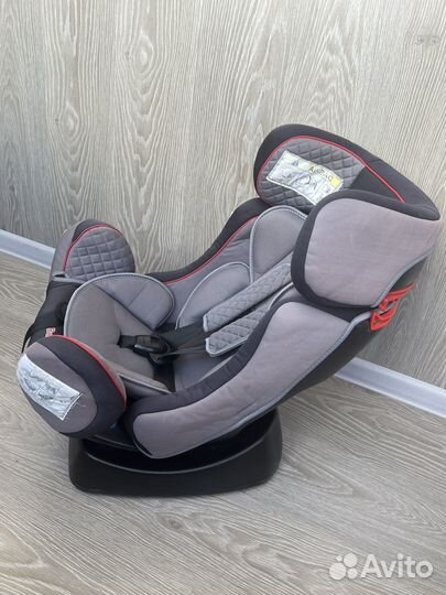 Детское автомобильное кресло от 0 до 25 кг