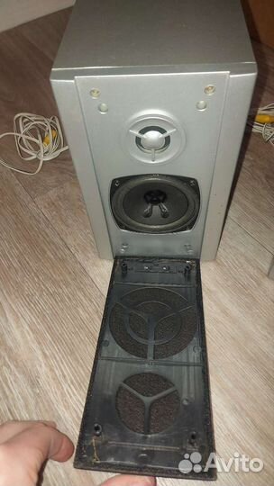 Колонки для компьютера с сабвуфером 2.1