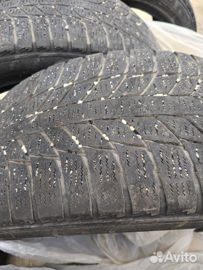 Triangle Snowlink TWT02 235/45 R18 98R