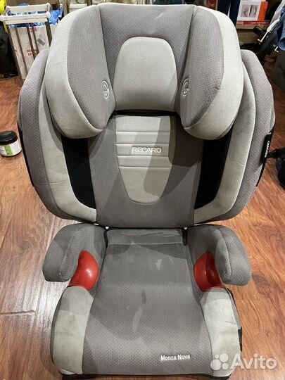 Автокресло 1/2/3 (9-36 кг) Recaro Monza Nova IS