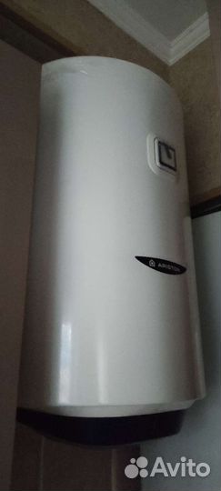 Бойлер водонагреватель Ariston 30л(новый)