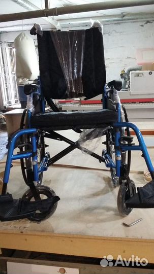 Кресло коляска для инвалидов